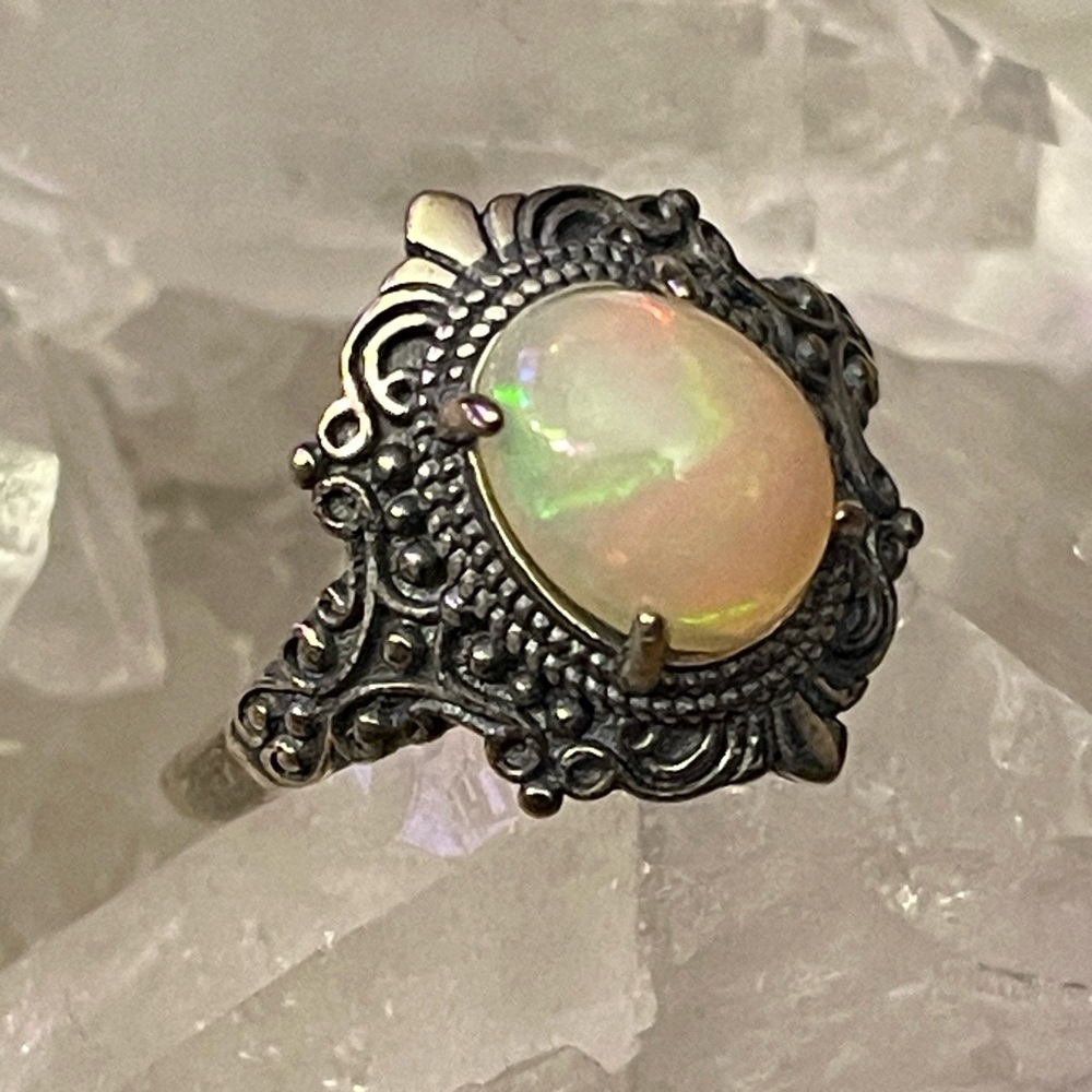 Vintage Look Oval Australian Opal S925 Stealing Silver Ring